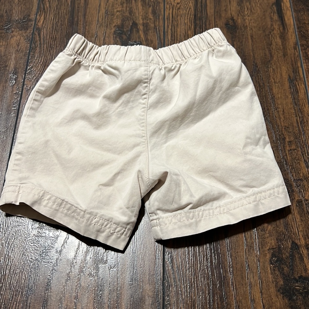 Shorts - Picture 4 of 4